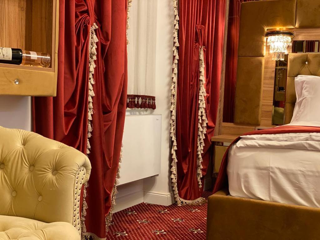 Vila Imperial One Luxury Boutique Hotel Făgăraş المظهر الخارجي الصورة