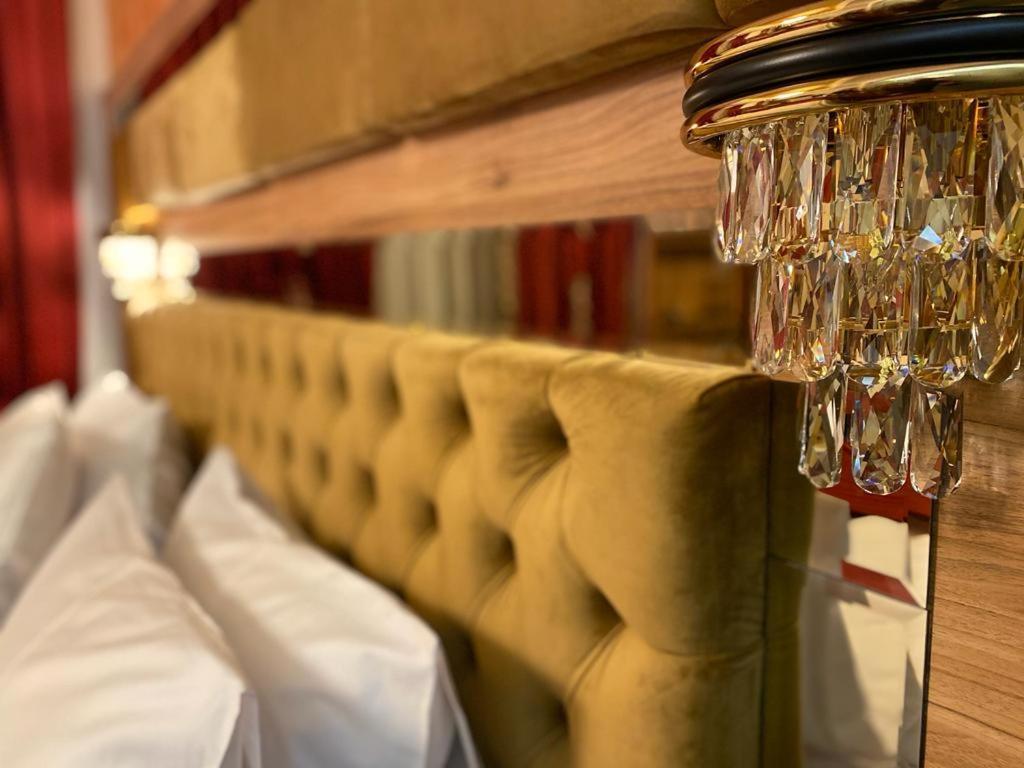 Vila Imperial One Luxury Boutique Hotel Făgăraş المظهر الخارجي الصورة
