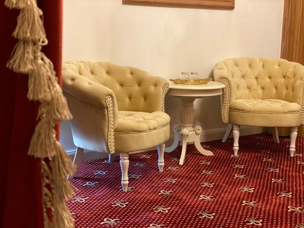 Vila Imperial One Luxury Boutique Hotel Făgăraş المظهر الخارجي الصورة