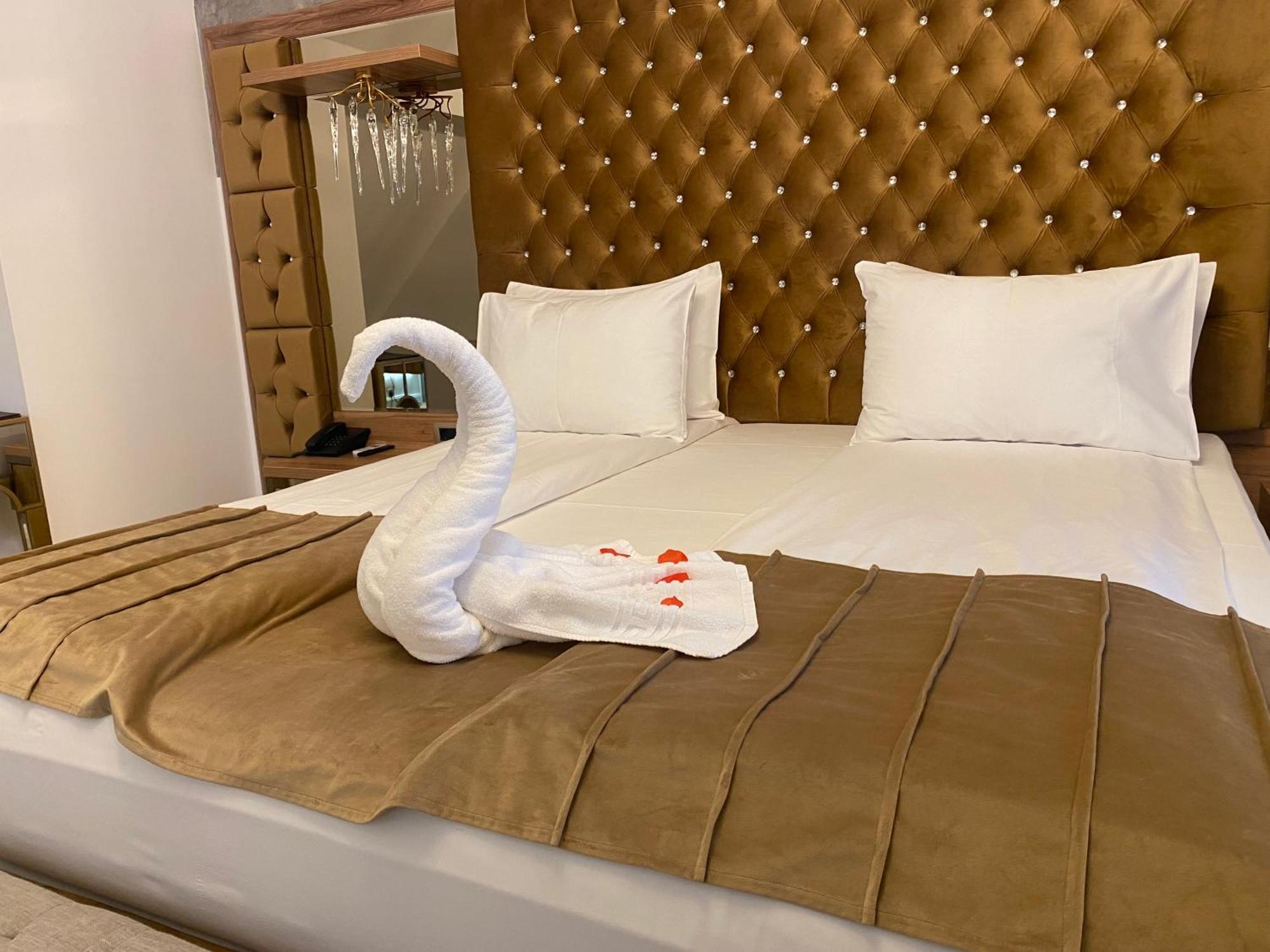 Vila Imperial One Luxury Boutique Hotel Făgăraş المظهر الخارجي الصورة