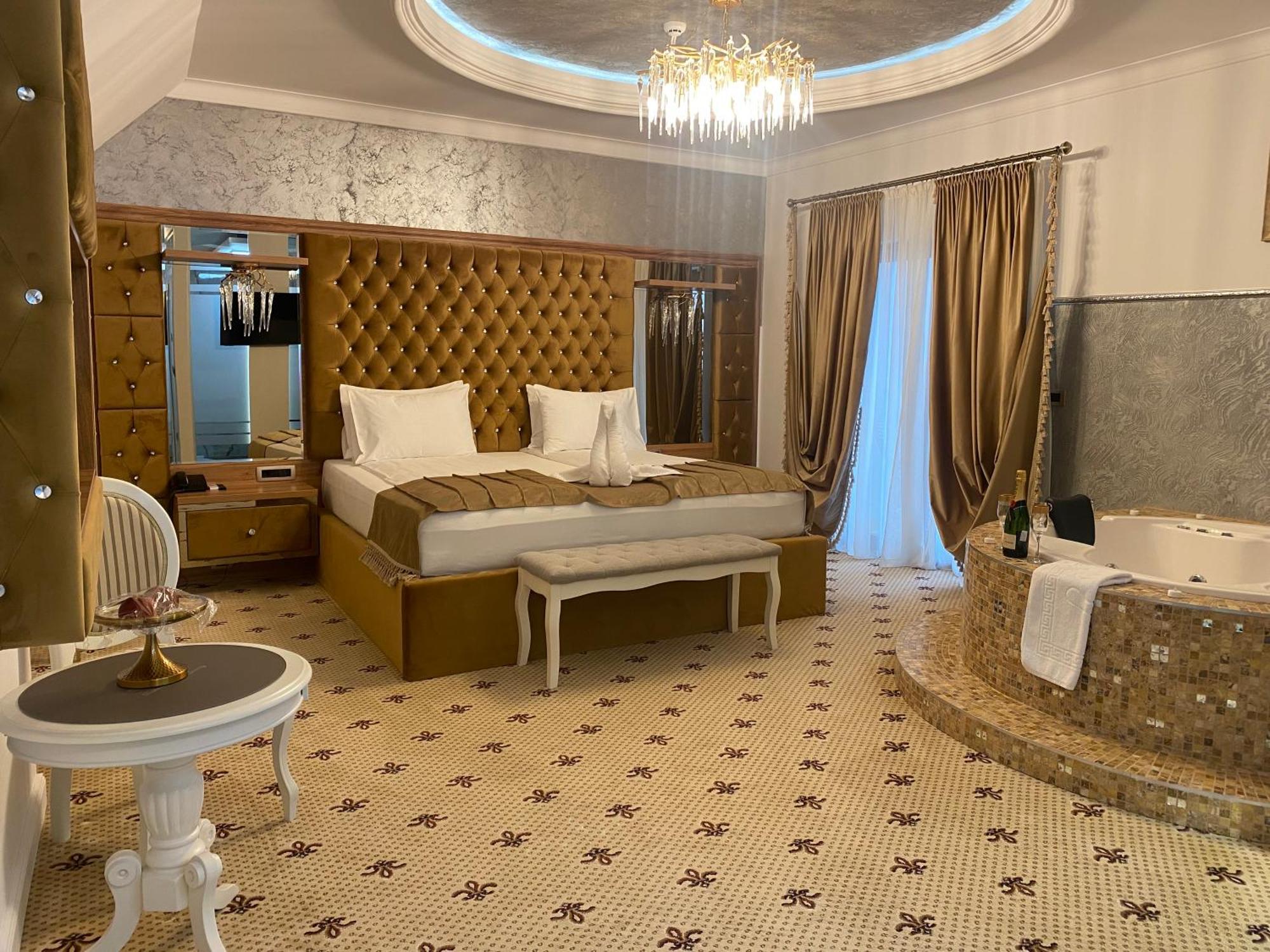 Vila Imperial One Luxury Boutique Hotel Făgăraş المظهر الخارجي الصورة
